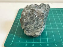 Load image into Gallery viewer, Actinolite