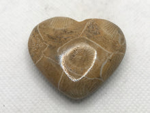 Load image into Gallery viewer, Coral heart