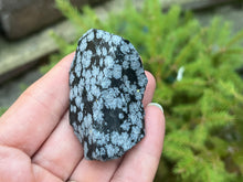 Load image into Gallery viewer, Snowflake obsidian