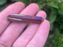 Load image into Gallery viewer, Aura Quartz point