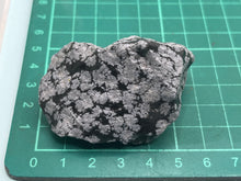 Load image into Gallery viewer, Snowflake obsidian
