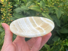 Load image into Gallery viewer, Round Onyx marble bowl