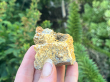 Load image into Gallery viewer, Hatteral (Fluorite and Baryte)