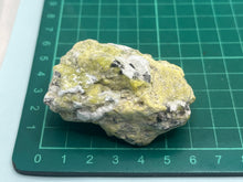 Load image into Gallery viewer, Lizardite
