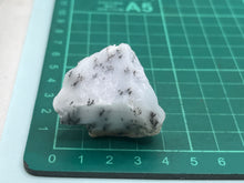 Load image into Gallery viewer, Dendrite opal