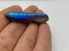 Load image into Gallery viewer, Aura Quartz point