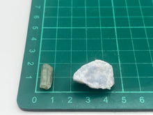 Load image into Gallery viewer, Apatite and hackmanite