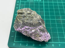 Load image into Gallery viewer, Stichtite