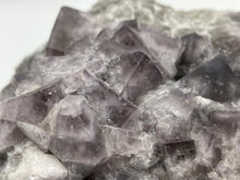 Load image into Gallery viewer, Fluorite