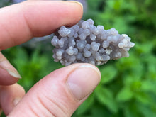 Load image into Gallery viewer, Grape chalcedony