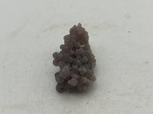 Load image into Gallery viewer, Grape chalcedony