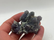 Load image into Gallery viewer, Grape chalcedony