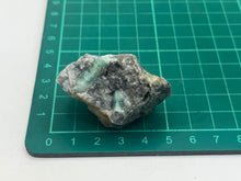 Load image into Gallery viewer, Emerald
