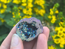 Load image into Gallery viewer, Aura Quartz geode