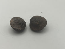 Load image into Gallery viewer, Moqui marbles (shaman stone)