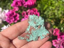 Load image into Gallery viewer, Native copper and malachite