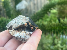 Load image into Gallery viewer, Mimetite and Campylite