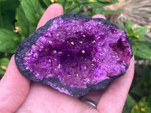 Load image into Gallery viewer, Dyed purple quartz geode