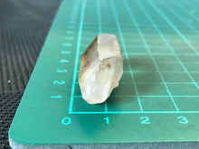 Load image into Gallery viewer, Tangerine quartz