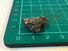 Load image into Gallery viewer, Impactite darwin glass