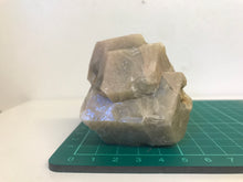 Load image into Gallery viewer, Grossular garnet