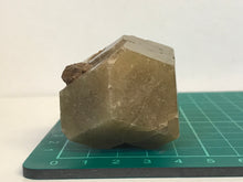 Load image into Gallery viewer, Grossular garnet