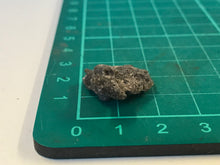 Load image into Gallery viewer, Impactite darwin glass