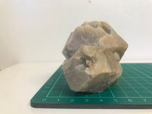 Load image into Gallery viewer, Grossular garnet