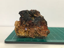 Load image into Gallery viewer, Wulfenite