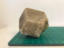 Load image into Gallery viewer, Grossular garnet