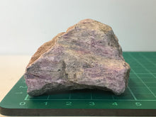 Load image into Gallery viewer, Stichtite