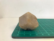 Load image into Gallery viewer, Grossular garnet