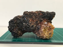 Load image into Gallery viewer, Wulfenite