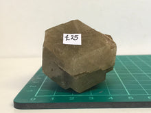Load image into Gallery viewer, Grossular garnet