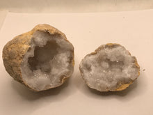 Load image into Gallery viewer, Quartz geode
