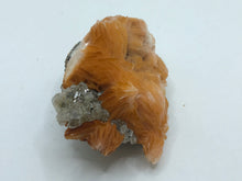 Load image into Gallery viewer, Cerussite And Baryte
