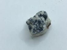 Load image into Gallery viewer, Blue spinel
