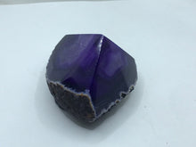 Load image into Gallery viewer, Agate (dyed) Purple Point
