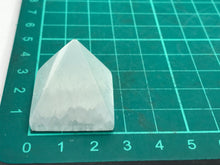 Load image into Gallery viewer, Selenite pyramid
