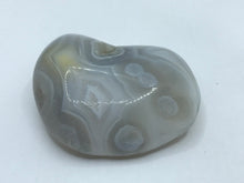 Load image into Gallery viewer, Agate pebble
