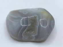 Load image into Gallery viewer, Agate pebble
