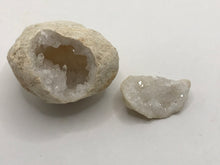 Load image into Gallery viewer, Quartz geode
