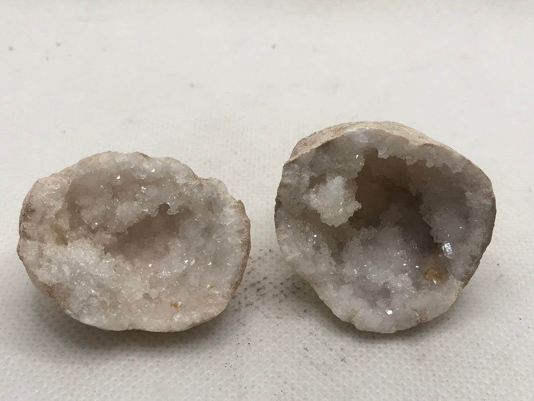 Quartz geode