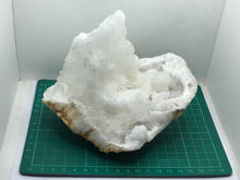 Load image into Gallery viewer, Quartz geode with selenite
