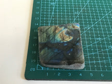 Load image into Gallery viewer, Labradorite

