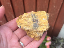 Load image into Gallery viewer, Hatteral fluorite/baryte
