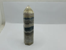 Load image into Gallery viewer, Fluorite point
