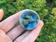 Load image into Gallery viewer, Labradorite dragon egg
