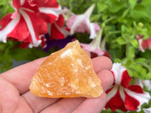 Load image into Gallery viewer, Orange calcite
