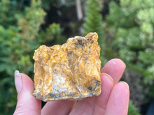 Load image into Gallery viewer, Hatteral (Fluorite and Baryte)
